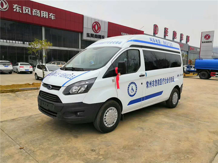 福特新全順V362病人轉(zhuǎn)運車(短軸中頂)圖片2